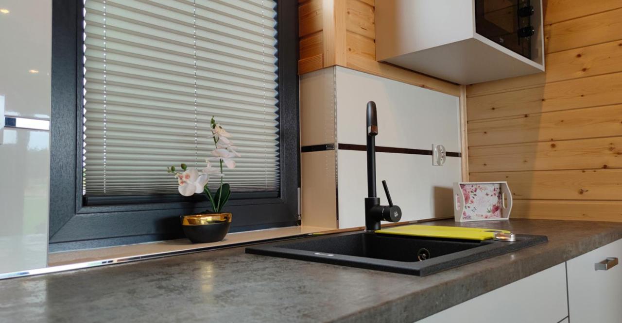Skrawek Raju Sarbinowo Apartment Luaran gambar