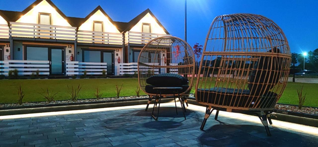 Skrawek Raju Sarbinowo Apartment Luaran gambar